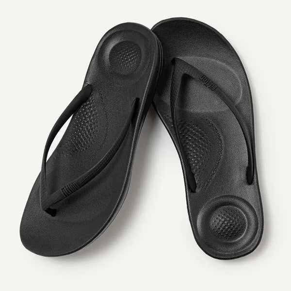 Fit Flop iQushion Ergonomic Flip-Flops - All Black