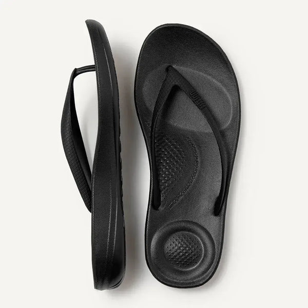 Fit Flop iQushion Ergonomic Flip-Flops - All Black