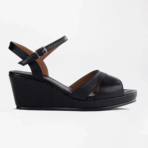 Froggie Raine Leather Wedge - Black