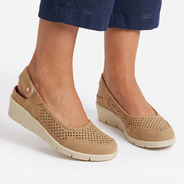Pierre Cardin Casual Wedge - Camel