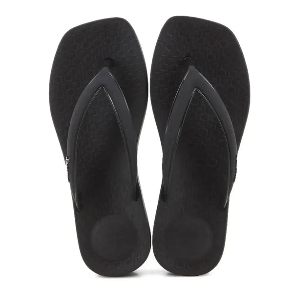 Ipanema Pluma Sandal - Black