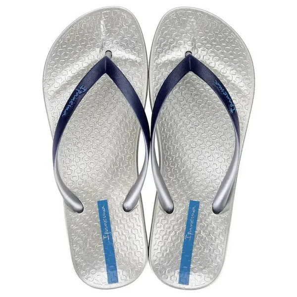 Ipanema Thong Sandal - Silver/Blue