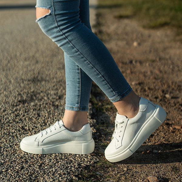 Julz Bayley Leather Sneaker - White Pebble