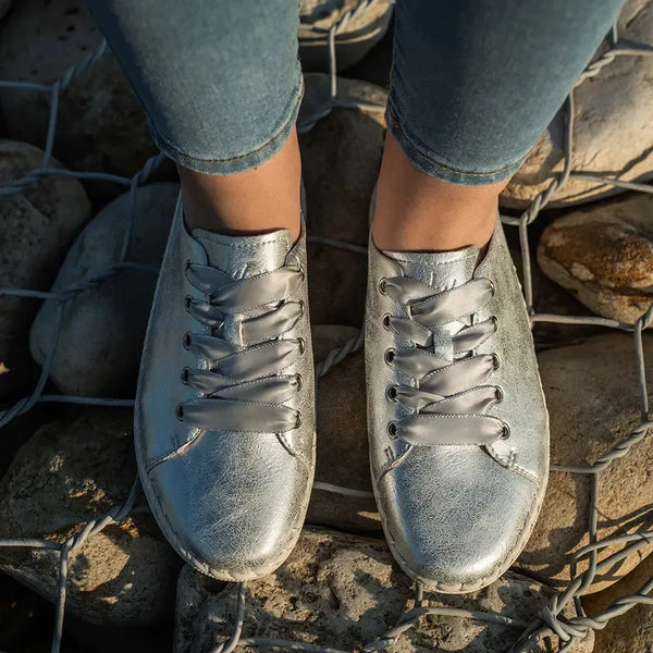 Julz Gina Leather Sneaker - Silver