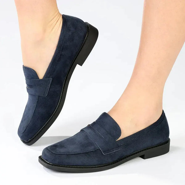 Madison Bliss 4 Loafer With Saddle - Navy