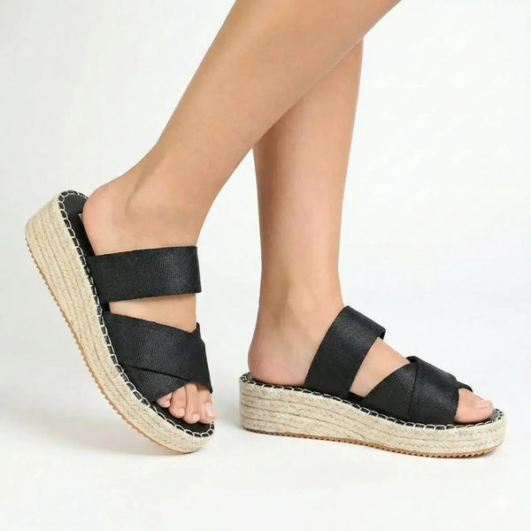 Madison Martha Wedge - Black