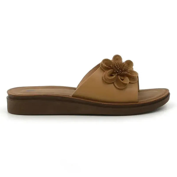 Pierre Cardin Marguerite Sandal - Beige