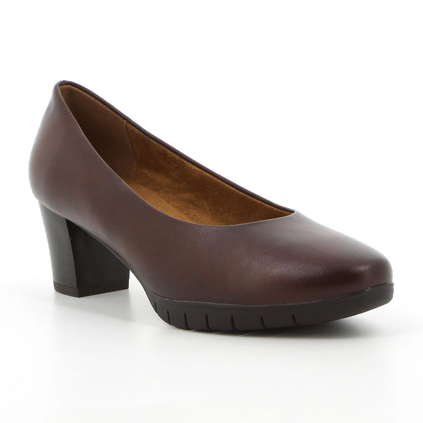 Soft Style Makana Court Heels - Chocolate
