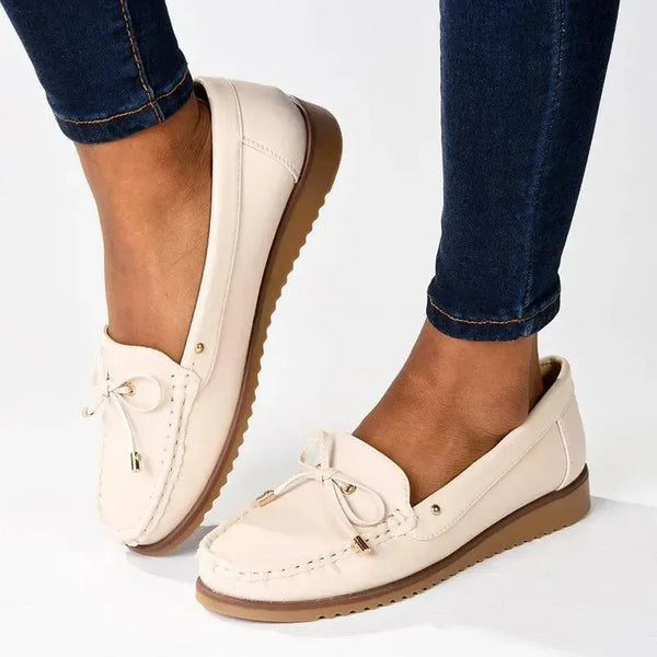 Soft Style by Hush Puppies Tony Loafer - Ivory