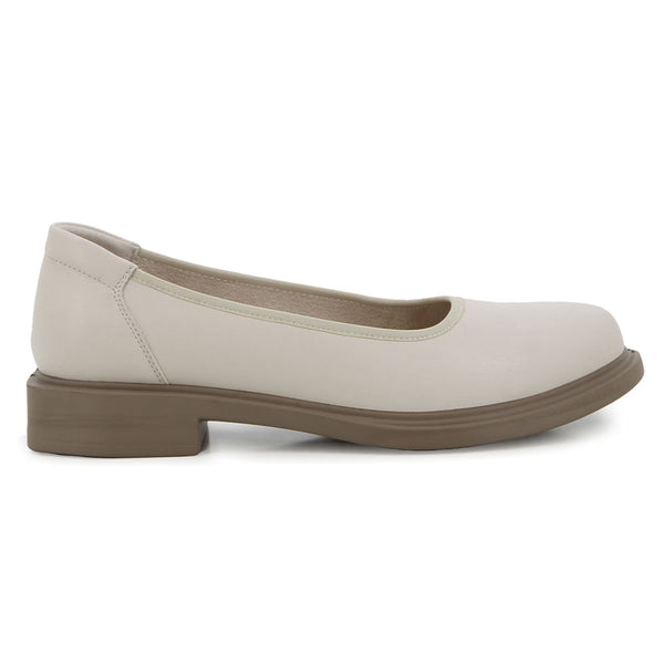 Soft Style by Hush Puppies Valonia Flats - Winter White