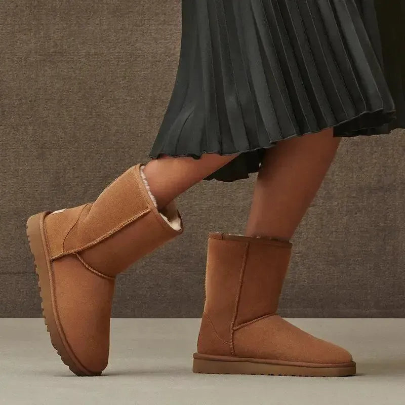 UGG Classic Short ll Boot Chestnut