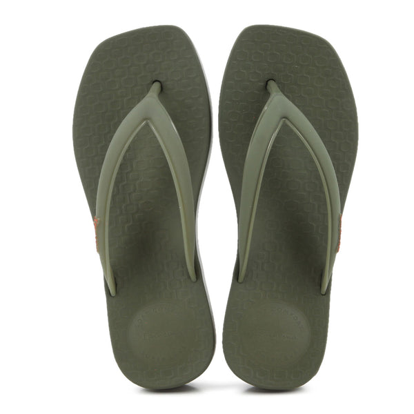 Ipanema Pluma Sandal - Green/Orange