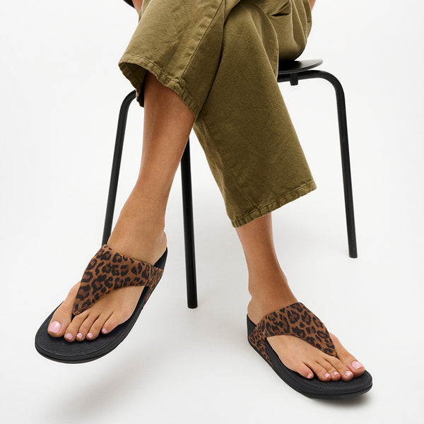 Fit Flop Lulu Toe Post Leopard Suede Sandal - Tan/Black Mix