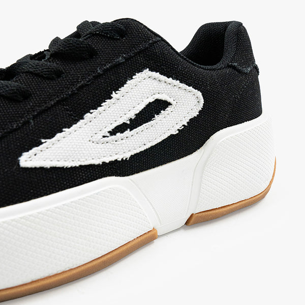 FILA Sangria Canvas Sneaker - Black/ White
