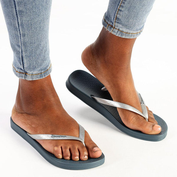 Ipanema Basic Thong Sandals - Grey/Silver-Ipanema-Buy shoes online